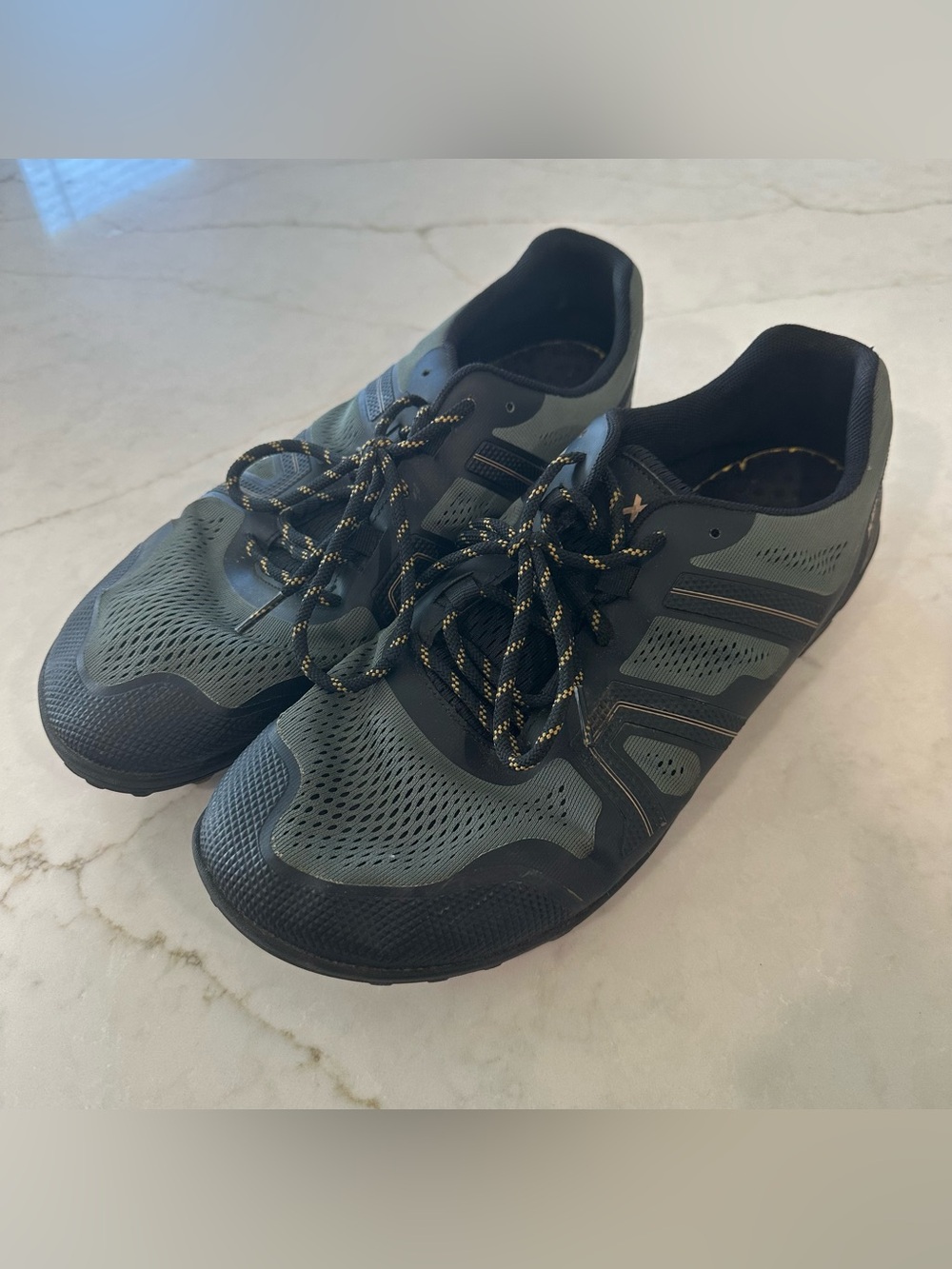 Xero Size 11.5 Men's Athletic Training Running  Shoes Dark Gray Black Minimalist